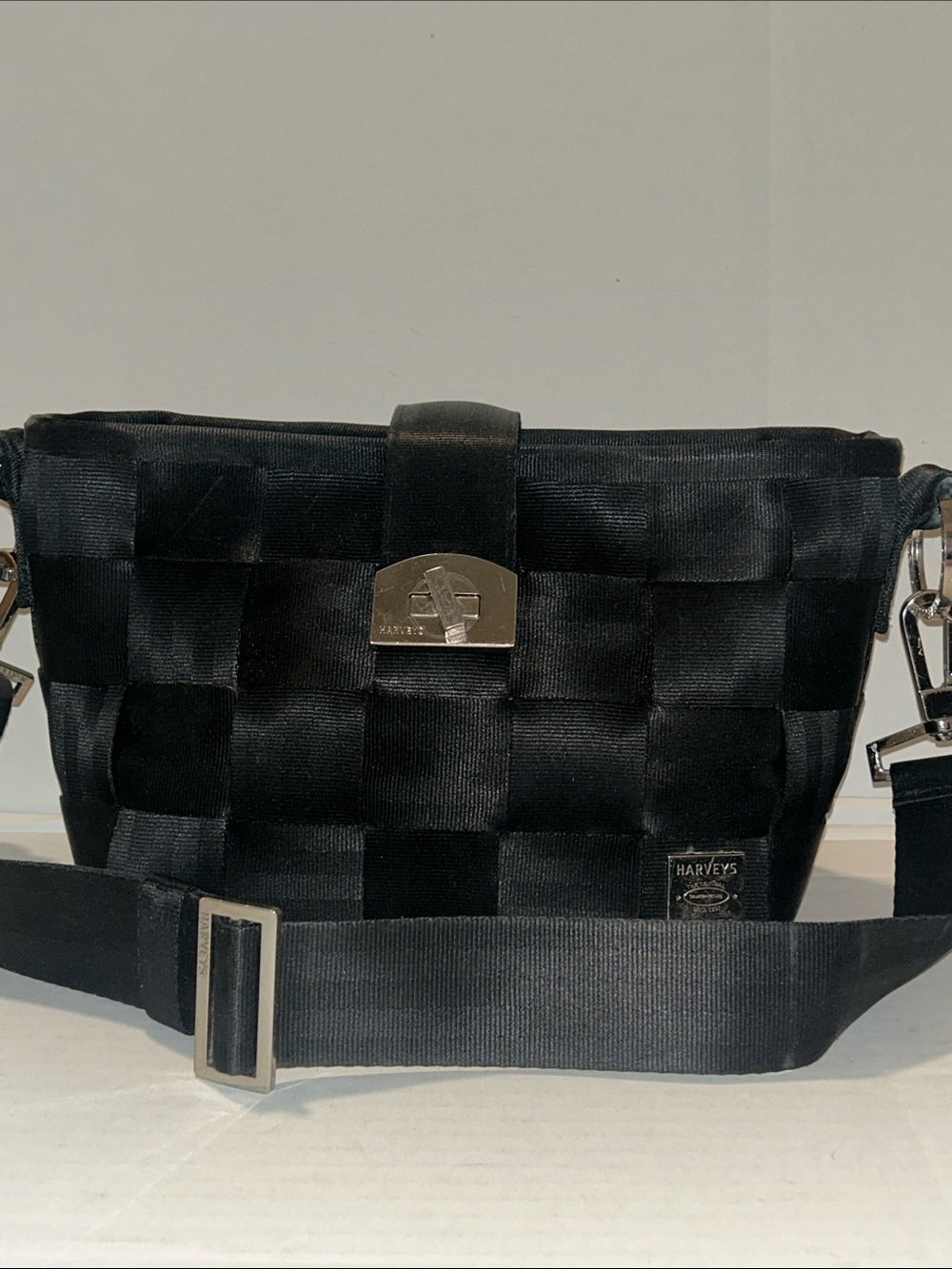 Harveys black Carriage Seatbelt shoulder bag